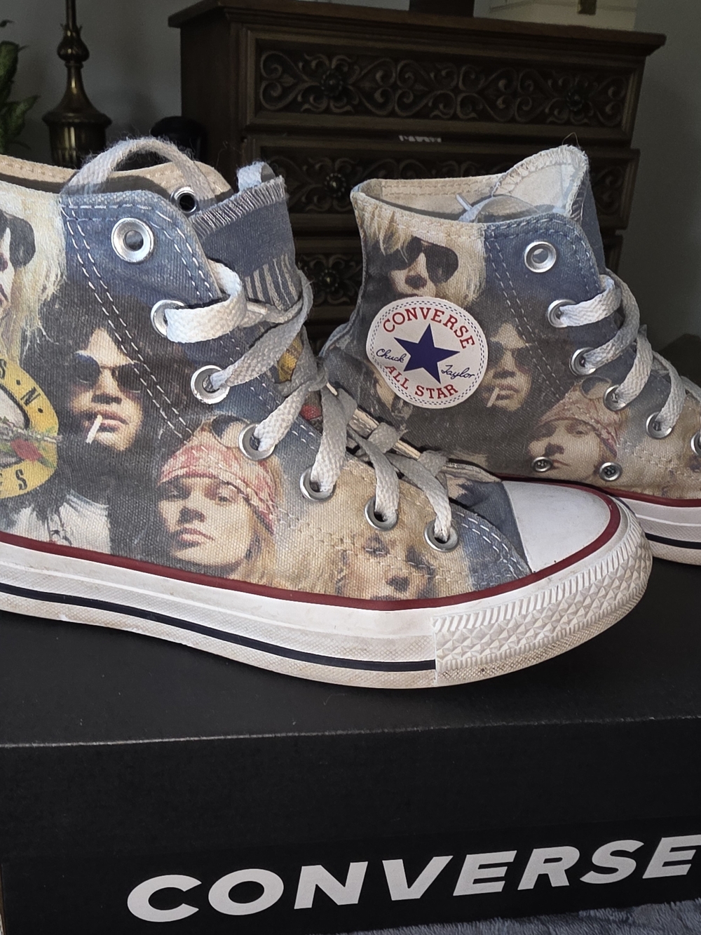RARE**Converse Chuck Taylor High Top Guns N' Roses Graphic Sneakers W6.5